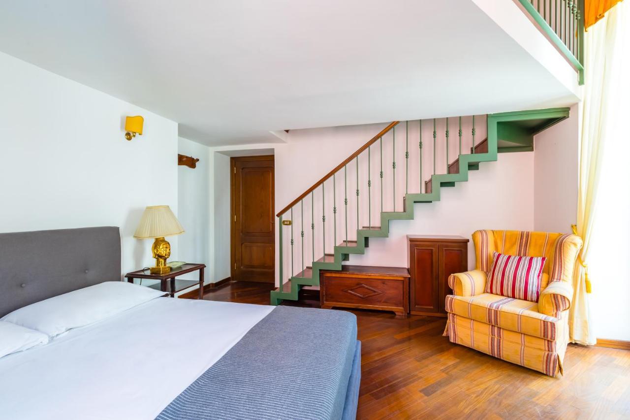 Grand Classic Apartment At San Martino By Napoliapartments Екстериор снимка
