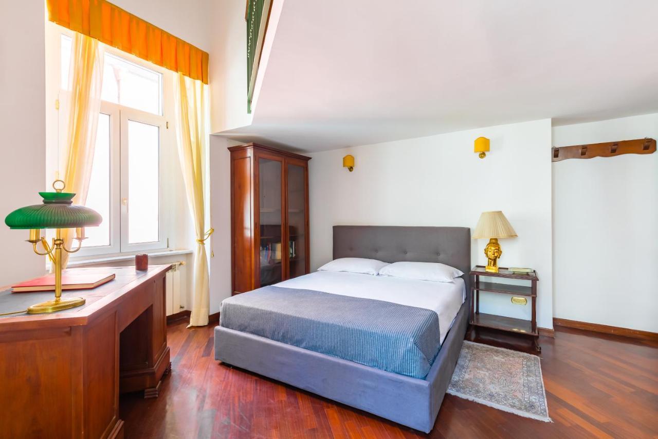 Grand Classic Apartment At San Martino By Napoliapartments Екстериор снимка